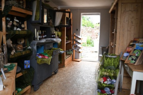 Der kleine Shop im Traumgarten Eifel Unser kleiner, spiritueller Shop im Traumgarten-Eifel